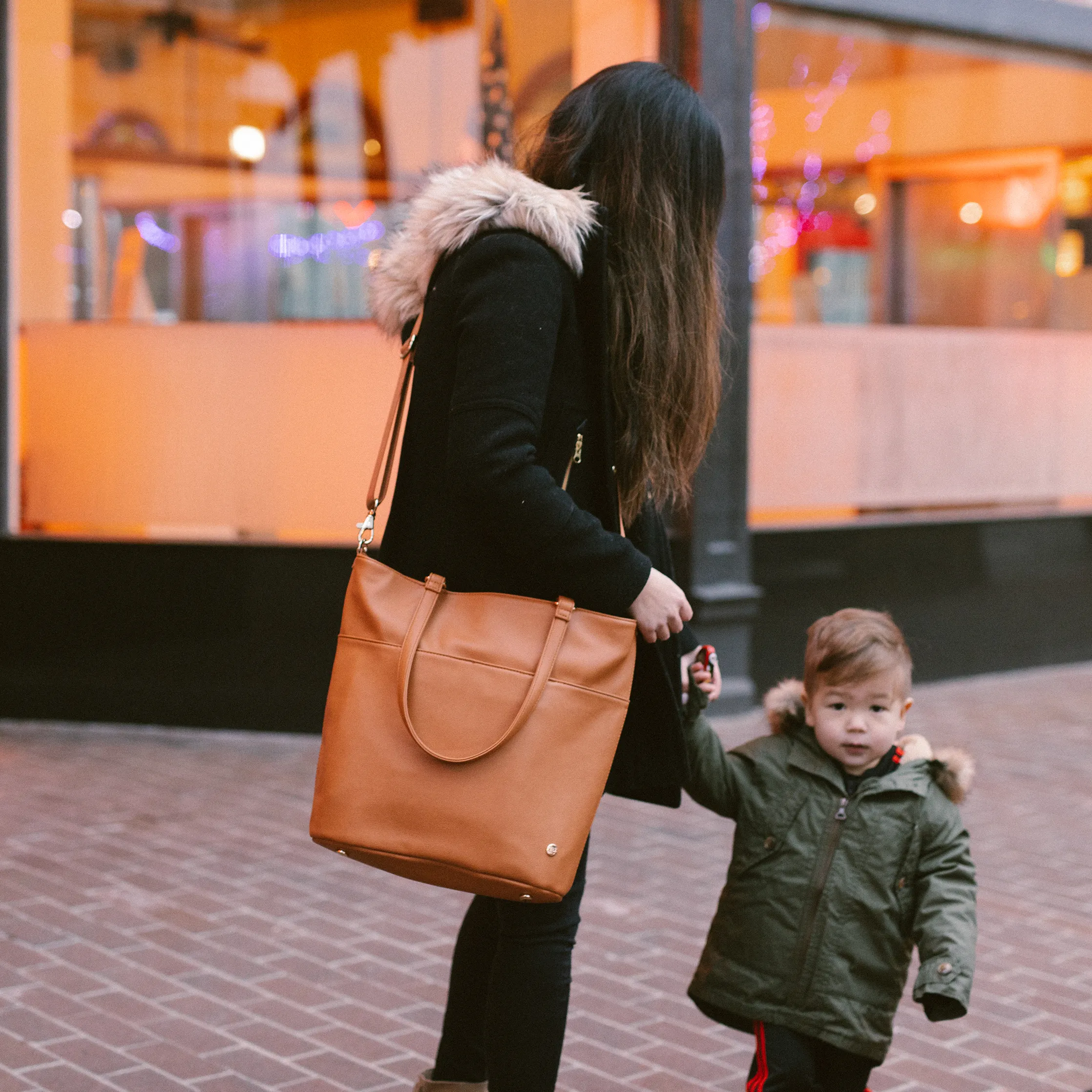 Citywalk Tote Cognac - Gold Hardware